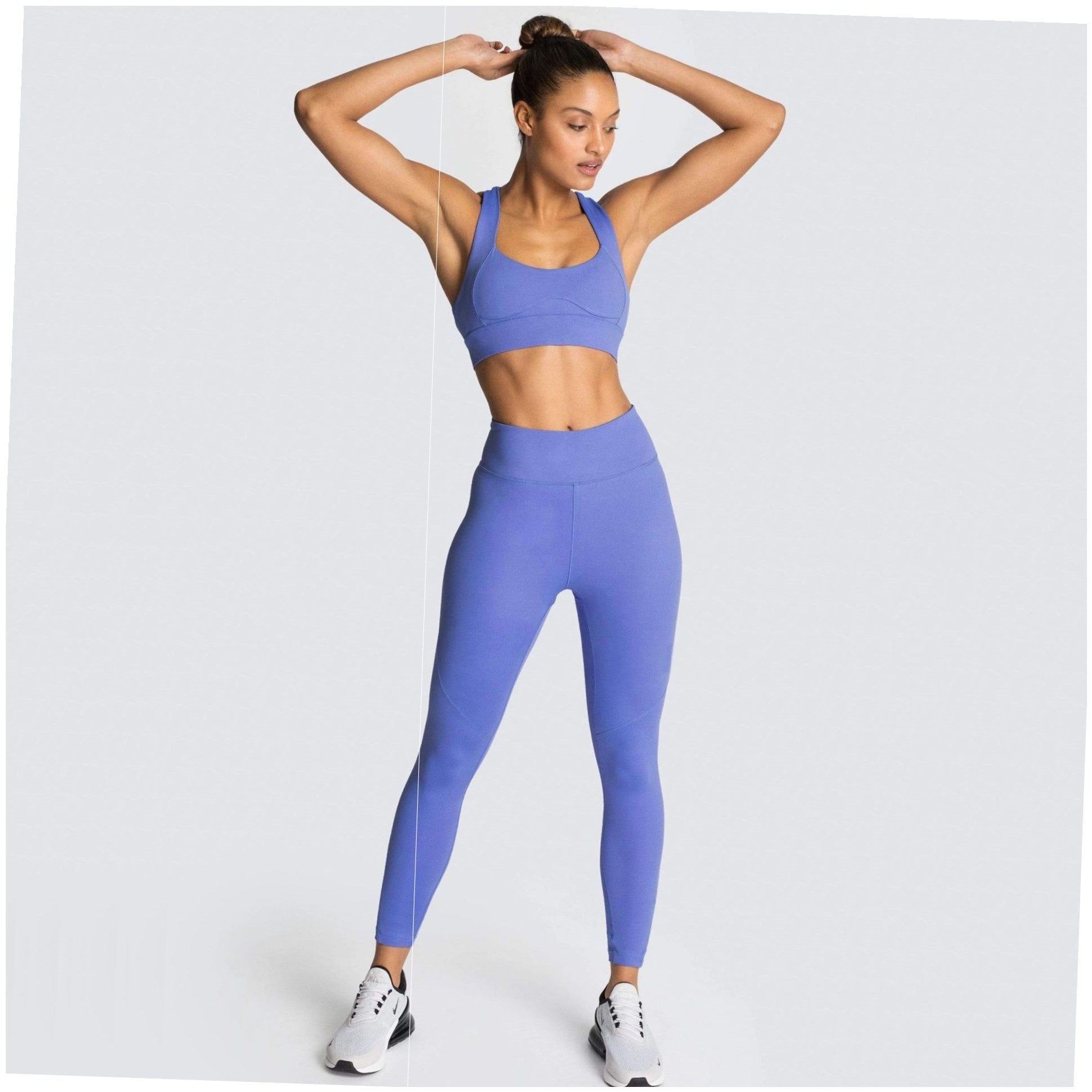 Set Yoga Colorato – Top e Leggings Sportivi